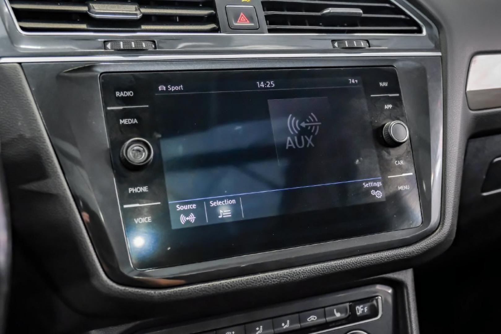 2018 Pearl Metallic /Titan Black Volkswagen Tiguan 2.0T SEL (3VV2B7AX1JM) with an 2.0L TSI DOHC engine, Automatic transmission, located at 15300 Midway Rd., Addison, TX, 75001, (972) 702-0011, 32.958321, -96.838074- Photo#35