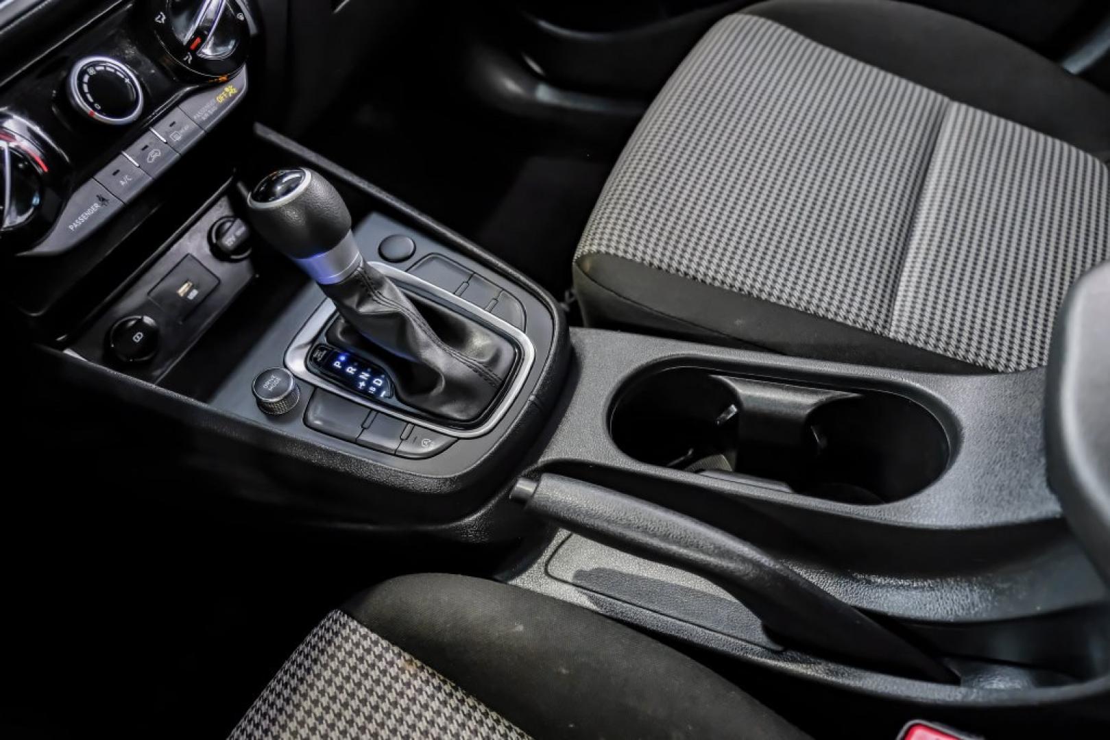 2023 Silver /Black Hyundai Kona SE (KM8K22AB4PU) with an 2.0L I4 DOHC Dual CVVT engine, CVT transmission, located at 15300 Midway Rd., Addison, TX, 75001, (972) 702-0011, 32.958321, -96.838074- Photo#27