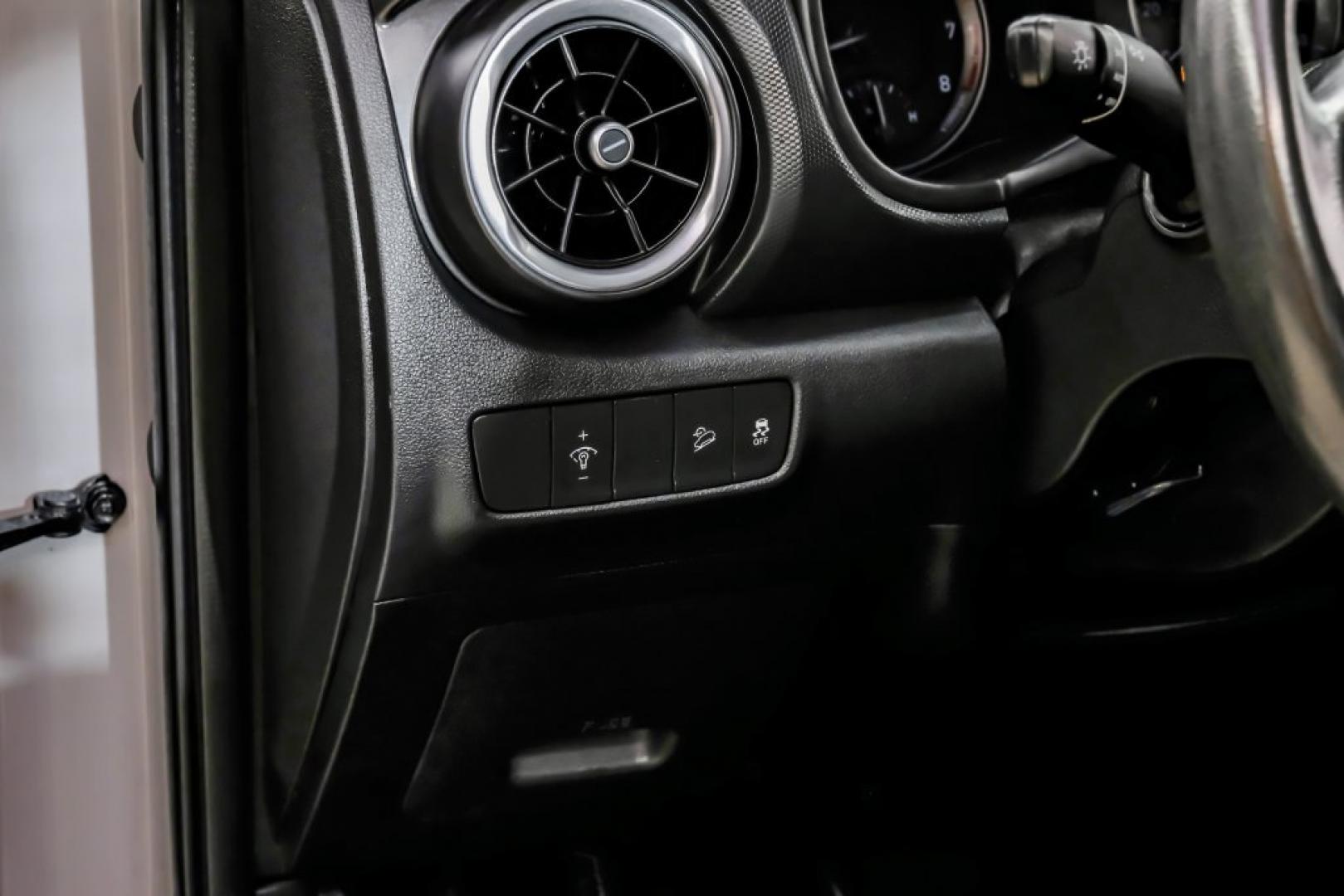 2023 Silver /Black Hyundai Kona SE (KM8K22AB4PU) with an 2.0L I4 DOHC Dual CVVT engine, CVT transmission, located at 15300 Midway Rd., Addison, TX, 75001, (972) 702-0011, 32.958321, -96.838074- Photo#30