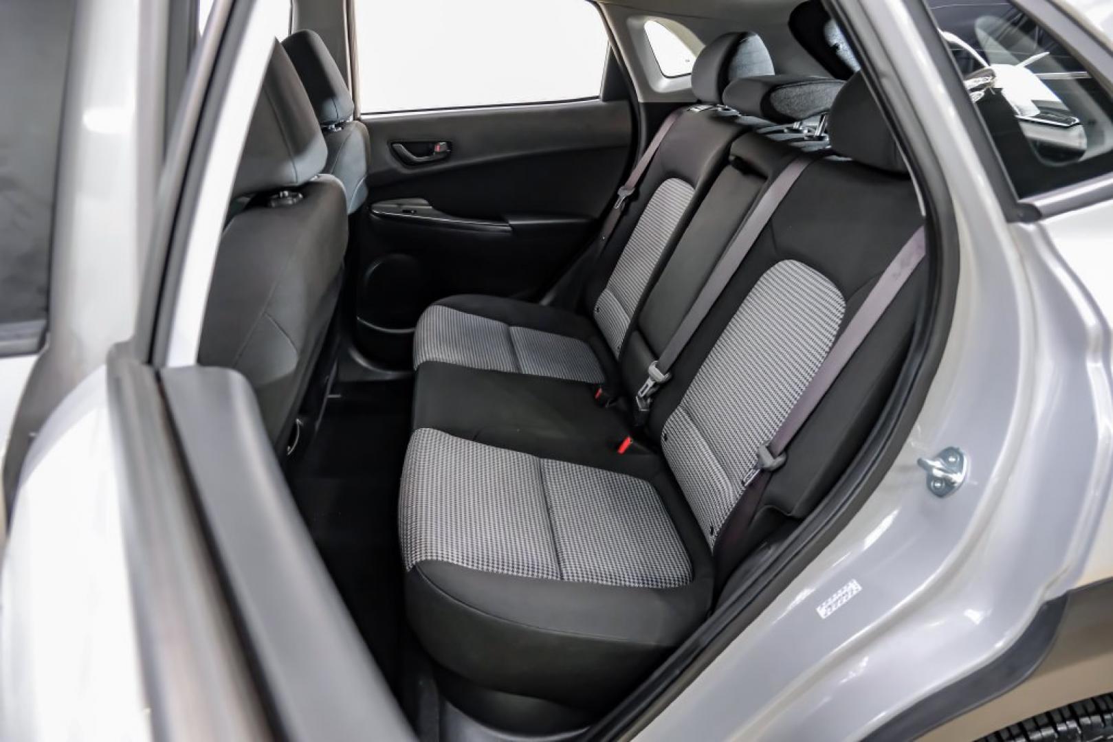 2023 Silver /Black Hyundai Kona SE (KM8K22AB4PU) with an 2.0L I4 DOHC Dual CVVT engine, CVT transmission, located at 15300 Midway Rd., Addison, TX, 75001, (972) 702-0011, 32.958321, -96.838074- Photo#43