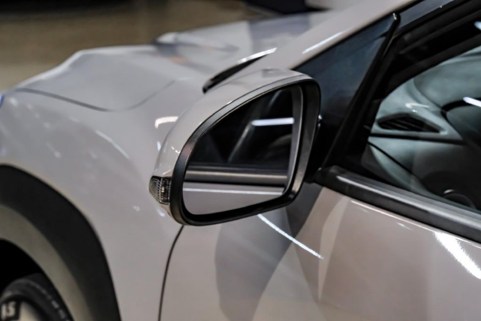 2023 Silver /Black Hyundai Kona SE (KM8K22AB4PU) with an 2.0L I4 DOHC Dual CVVT engine, CVT transmission, located at 15300 Midway Rd., Addison, TX, 75001, (972) 702-0011, 32.958321, -96.838074- Photo#44
