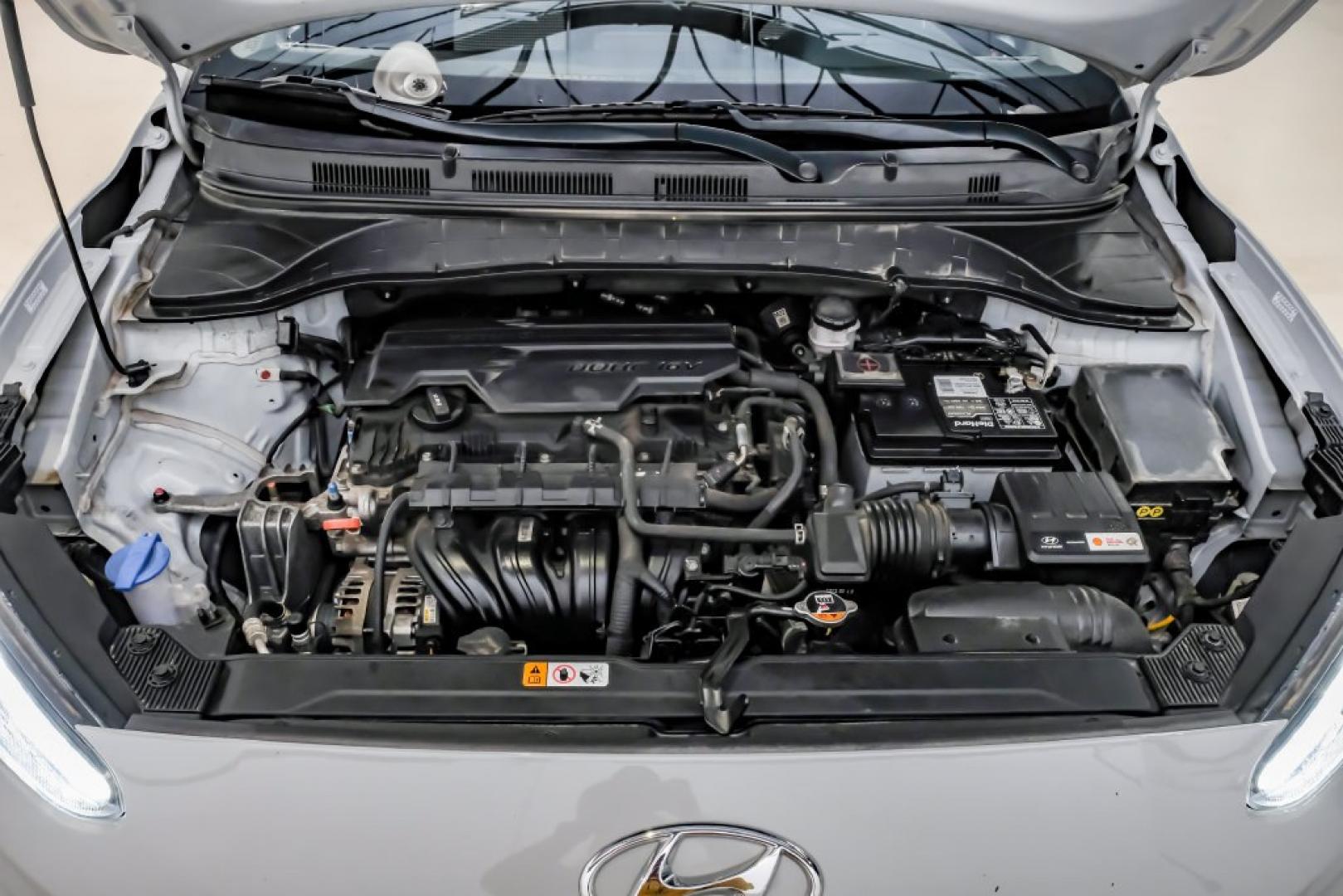 2023 Silver /Black Hyundai Kona SE (KM8K22AB4PU) with an 2.0L I4 DOHC Dual CVVT engine, CVT transmission, located at 15300 Midway Rd., Addison, TX, 75001, (972) 702-0011, 32.958321, -96.838074- Photo#55