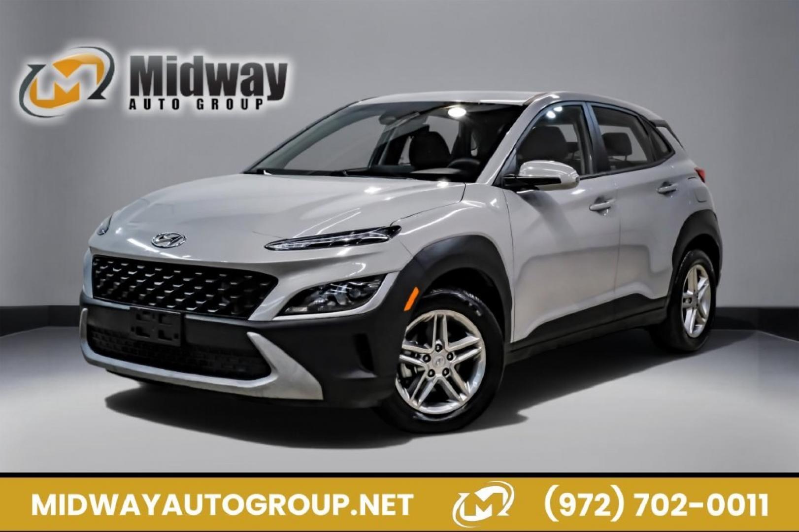 2023 Silver /Black Hyundai Kona SE (KM8K22ABXPU) with an 2.0L I4 DOHC Dual CVVT engine, CVT transmission, located at 15300 Midway Rd., Addison, TX, 75001, (972) 702-0011, 32.958321, -96.838074- Photo#0