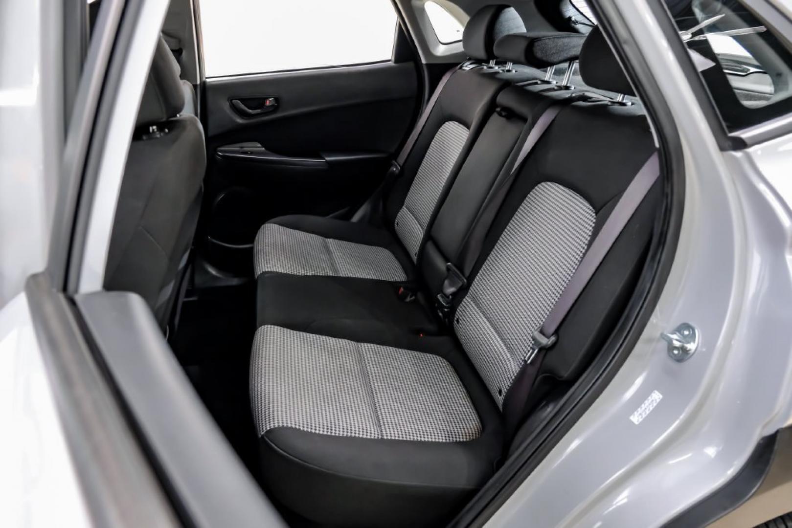 2023 Silver /Black Hyundai Kona SE (KM8K22ABXPU) with an 2.0L I4 DOHC Dual CVVT engine, CVT transmission, located at 15300 Midway Rd., Addison, TX, 75001, (972) 702-0011, 32.958321, -96.838074- Photo#43