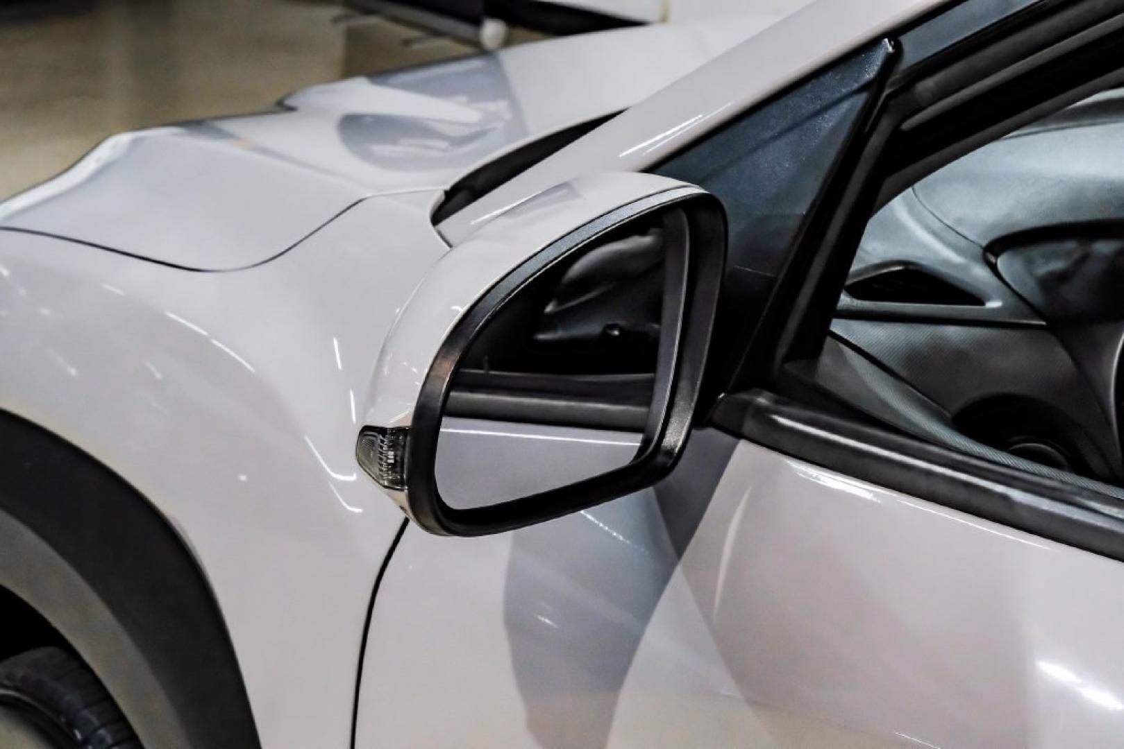 2023 Silver /Black Hyundai Kona SE (KM8K22ABXPU) with an 2.0L I4 DOHC Dual CVVT engine, CVT transmission, located at 15300 Midway Rd., Addison, TX, 75001, (972) 702-0011, 32.958321, -96.838074- Photo#44