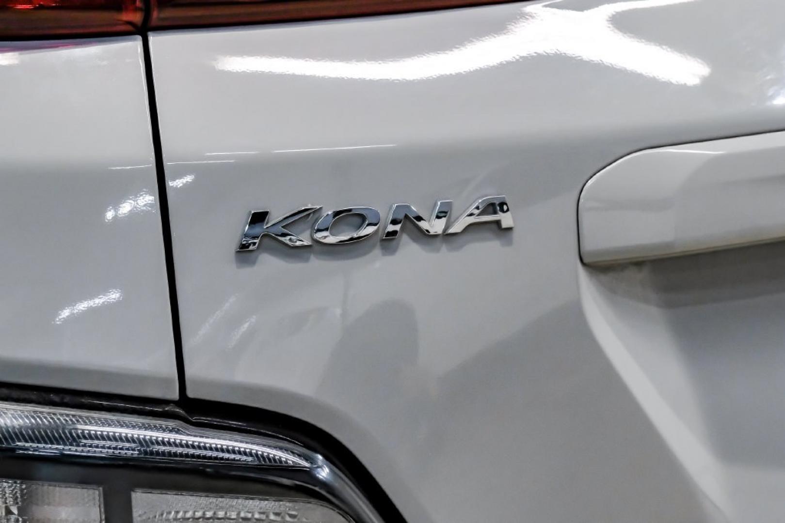 2023 Silver /Black Hyundai Kona SE (KM8K22ABXPU) with an 2.0L I4 DOHC Dual CVVT engine, CVT transmission, located at 15300 Midway Rd., Addison, TX, 75001, (972) 702-0011, 32.958321, -96.838074- Photo#53