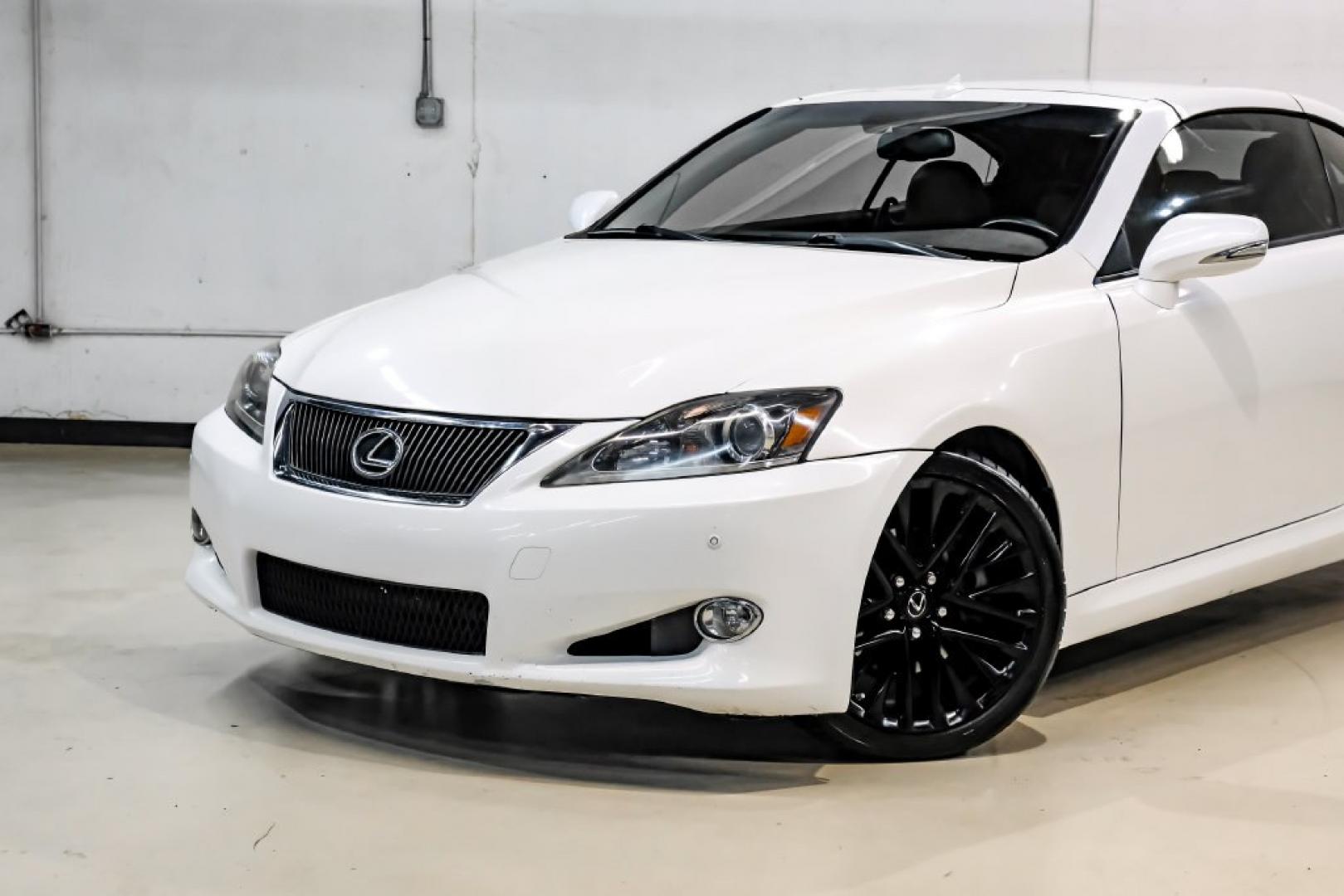 2013 Starfire Pearl /Saddle Lexus IS 250 C (JTHFF2C29D2) with an 2.5L V6 DOHC 24V VVT-i engine, Automatic transmission, located at 15300 Midway Rd., Addison, TX, 75001, (972) 702-0011, 32.958321, -96.838074- Photo#5