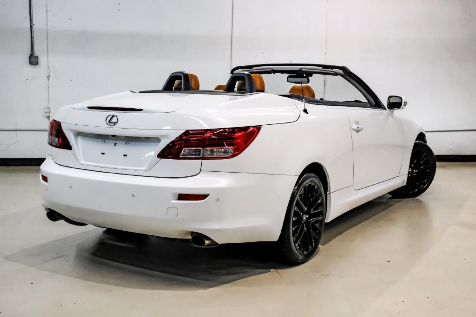 2013 Starfire Pearl /Saddle Lexus IS 250 C (JTHFF2C29D2) with an 2.5L V6 DOHC 24V VVT-i engine, Automatic transmission, located at 15300 Midway Rd., Addison, TX, 75001, (972) 702-0011, 32.958321, -96.838074- Photo#14