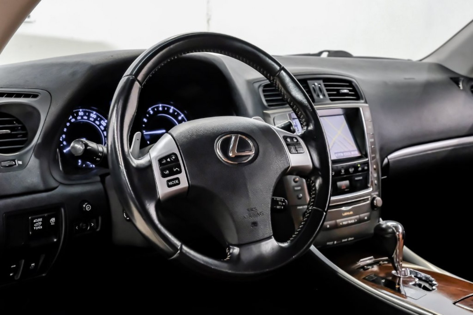 2013 Starfire Pearl /Saddle Lexus IS 250 C (JTHFF2C29D2) with an 2.5L V6 DOHC 24V VVT-i engine, Automatic transmission, located at 15300 Midway Rd., Addison, TX, 75001, (972) 702-0011, 32.958321, -96.838074- Photo#25