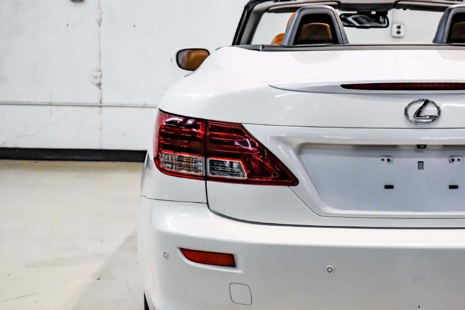 2013 Starfire Pearl /Saddle Lexus IS 250 C (JTHFF2C29D2) with an 2.5L V6 DOHC 24V VVT-i engine, Automatic transmission, located at 15300 Midway Rd., Addison, TX, 75001, (972) 702-0011, 32.958321, -96.838074- Photo#56