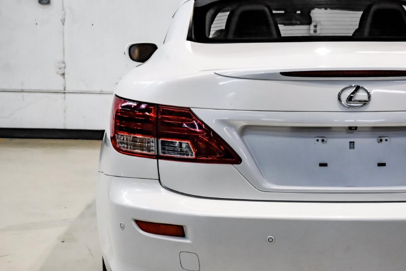 2013 Starfire Pearl /Saddle Lexus IS 250 C (JTHFF2C29D2) with an 2.5L V6 DOHC 24V VVT-i engine, Automatic transmission, located at 15300 Midway Rd., Addison, TX, 75001, (972) 702-0011, 32.958321, -96.838074- Photo#57