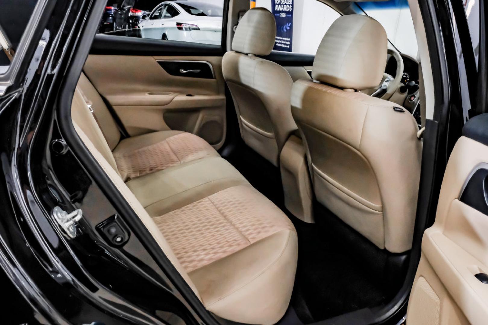 2017 Super Black /Beige Nissan Altima 2.5 SV (1N4AL3AP6HC) with an 2.5L 4-Cylinder DOHC 16V engine, CVT transmission, located at 15300 Midway Rd., Addison, TX, 75001, (972) 702-0011, 32.958321, -96.838074- Photo#42
