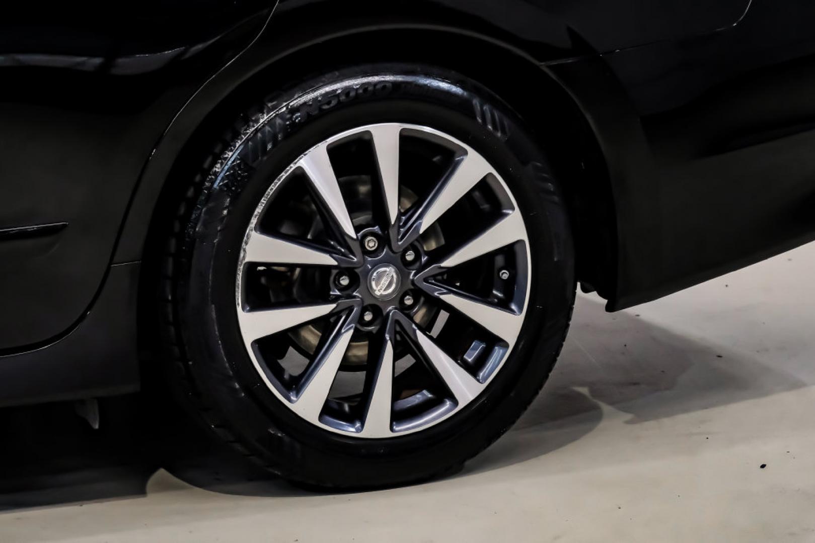 2017 Super Black /Beige Nissan Altima 2.5 SV (1N4AL3AP6HC) with an 2.5L 4-Cylinder DOHC 16V engine, CVT transmission, located at 15300 Midway Rd., Addison, TX, 75001, (972) 702-0011, 32.958321, -96.838074- Photo#62