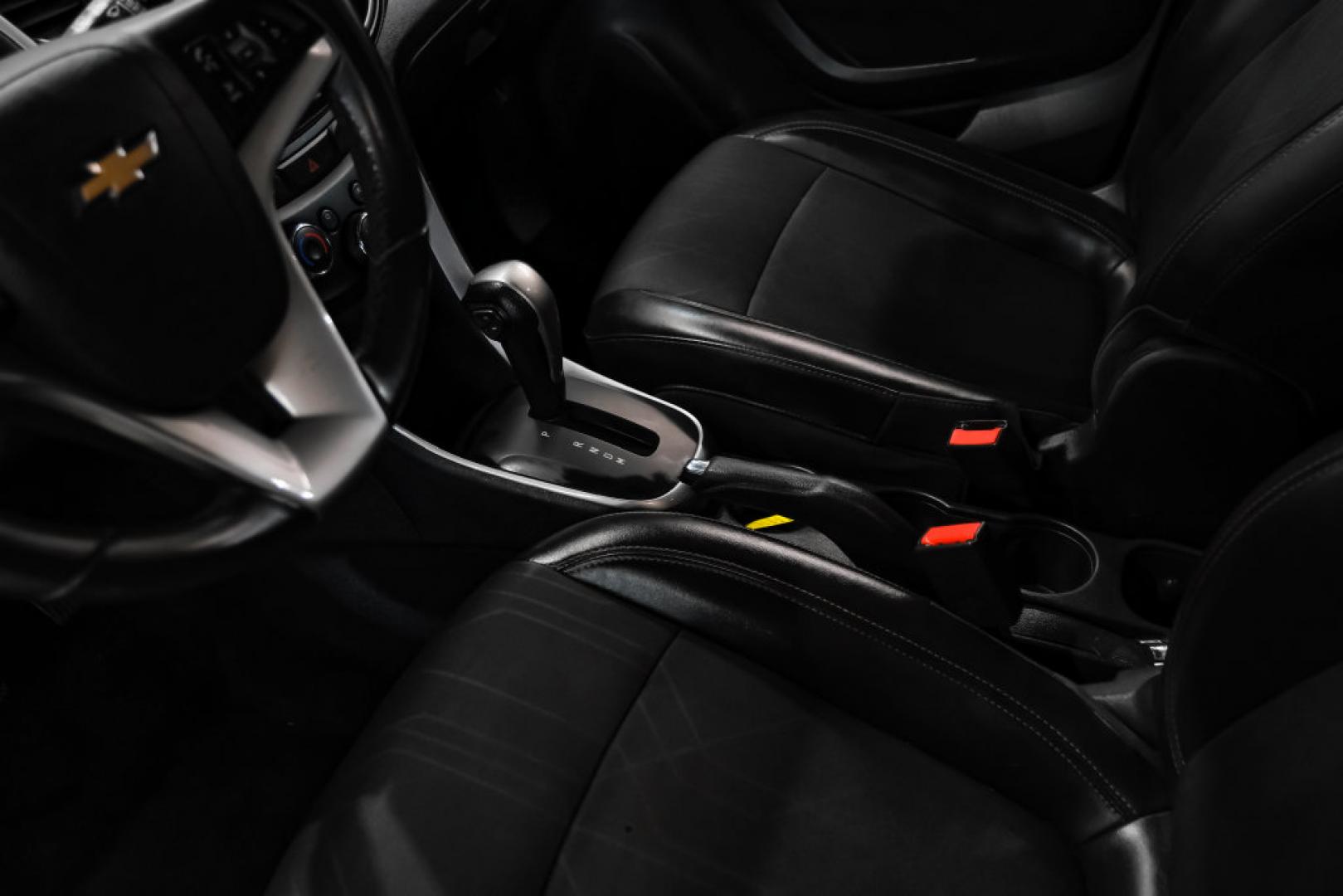 2019 Black Metallic /Jet Black Chevrolet Trax LT (3GNCJLSB1KL) with an ECOTEC 1.4L I4 SMPI DOHC Turbocharged VVT engine, Automatic transmission, located at 15300 Midway Rd., Addison, TX, 75001, (972) 702-0011, 32.958321, -96.838074- Photo#22