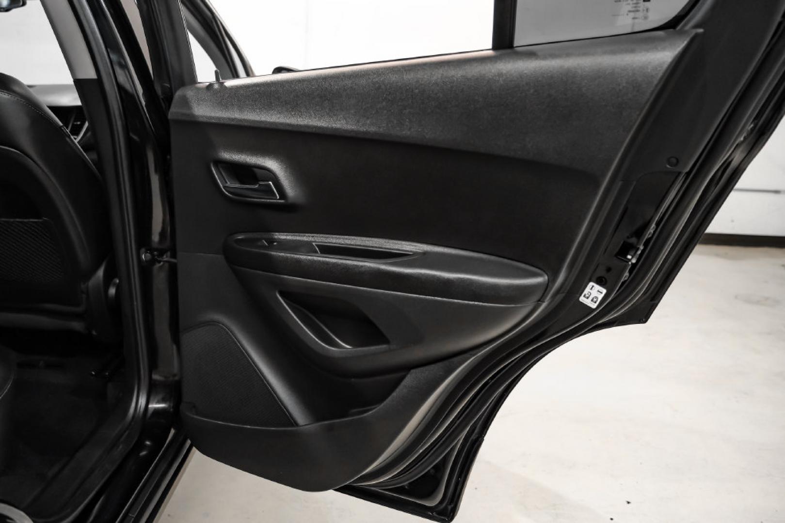 2019 Black Metallic /Jet Black Chevrolet Trax LT (3GNCJLSB1KL) with an ECOTEC 1.4L I4 SMPI DOHC Turbocharged VVT engine, Automatic transmission, located at 15300 Midway Rd., Addison, TX, 75001, (972) 702-0011, 32.958321, -96.838074- Photo#42