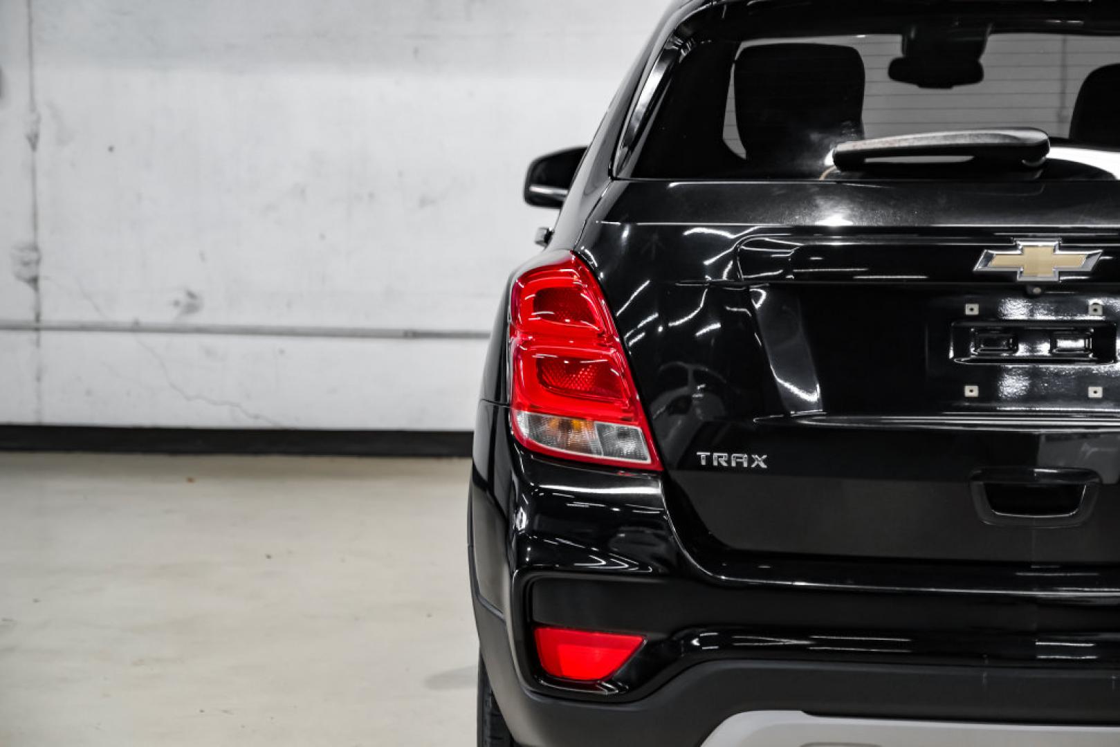 2019 Black Metallic /Jet Black Chevrolet Trax LT (3GNCJLSB1KL) with an ECOTEC 1.4L I4 SMPI DOHC Turbocharged VVT engine, Automatic transmission, located at 15300 Midway Rd., Addison, TX, 75001, (972) 702-0011, 32.958321, -96.838074- Photo#44