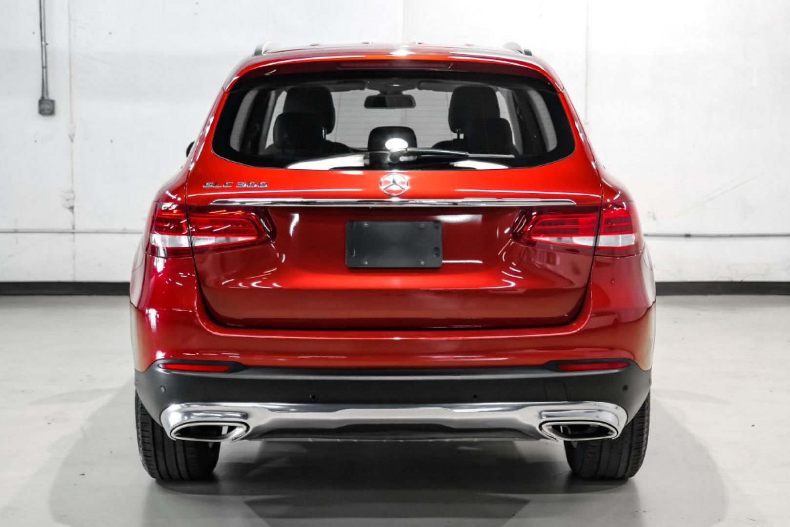 2019 designo Cardinal Red Metallic /Silk Beige Mercedes-Benz GLC GLC 300 (WDC0G4JB0KF) with an I4 engine, Automatic transmission, located at 15300 Midway Rd., Addison, TX, 75001, (972) 702-0011, 32.958321, -96.838074- Photo#8