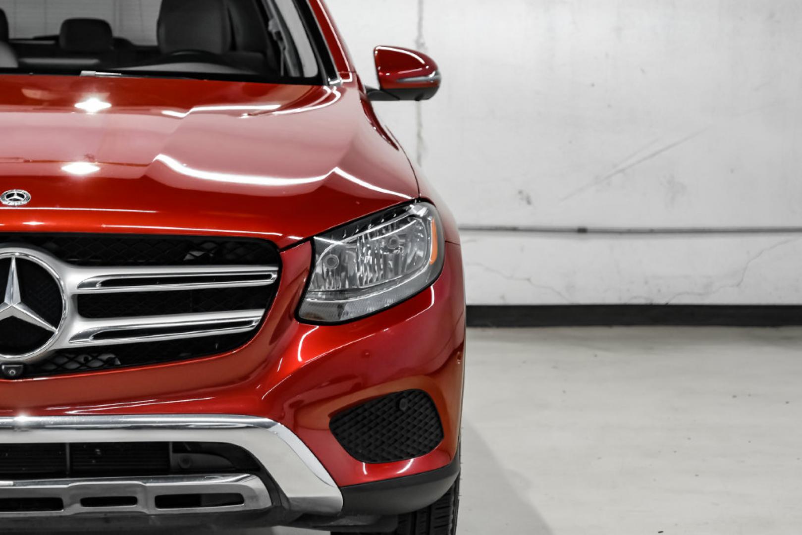2019 designo Cardinal Red Metallic /Silk Beige Mercedes-Benz GLC GLC 300 (WDC0G4JB0KF) with an I4 engine, Automatic transmission, located at 15300 Midway Rd., Addison, TX, 75001, (972) 702-0011, 32.958321, -96.838074- Photo#42