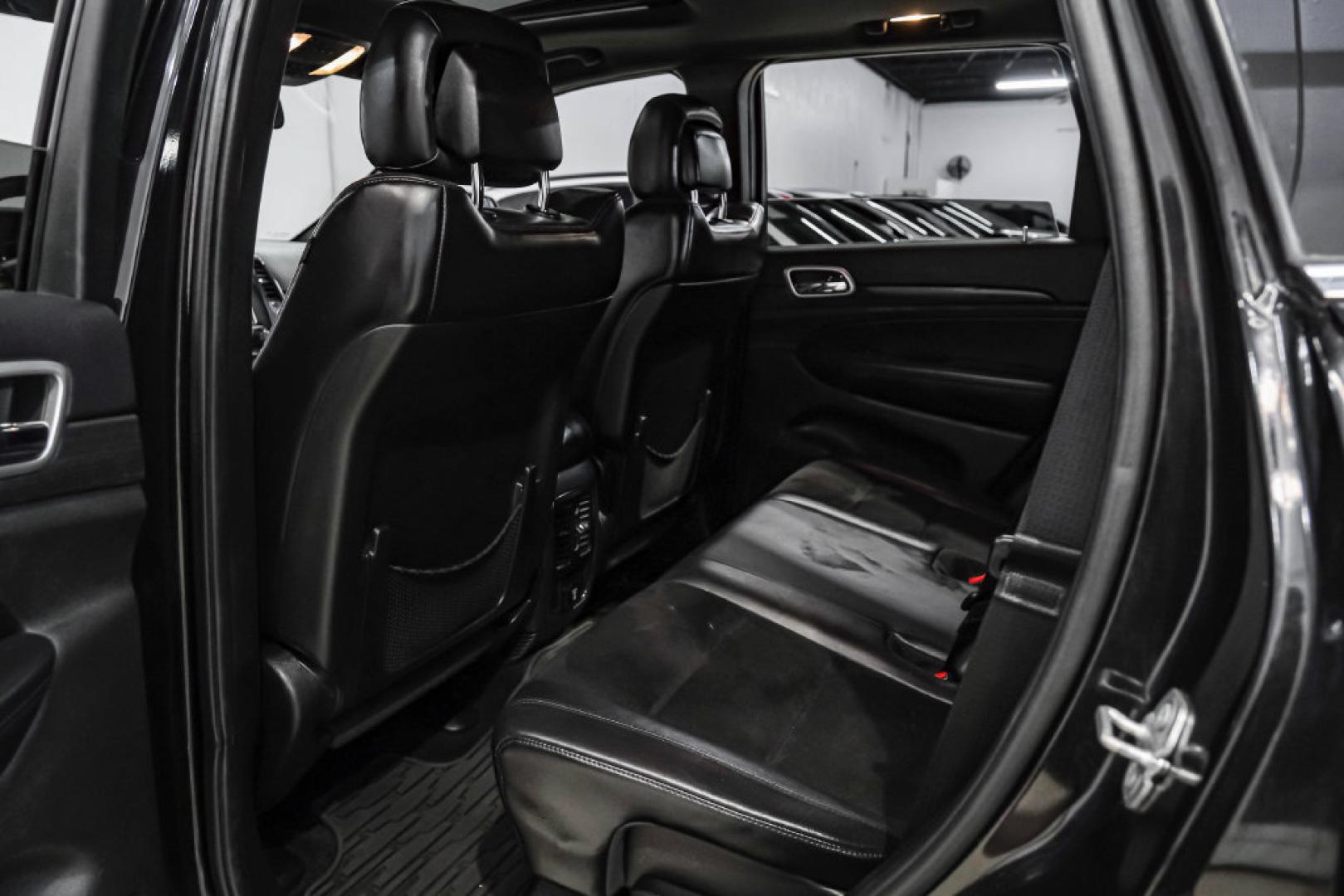 2015 Brilliant Black Crystal Pearlcoat /Black Jeep Grand Cherokee Altitude (1C4RJFAG0FC) with an 3.6L V6 24V VVT engine, Automatic transmission, located at 15300 Midway Rd., Addison, TX, 75001, (972) 702-0011, 32.958321, -96.838074- Photo#34