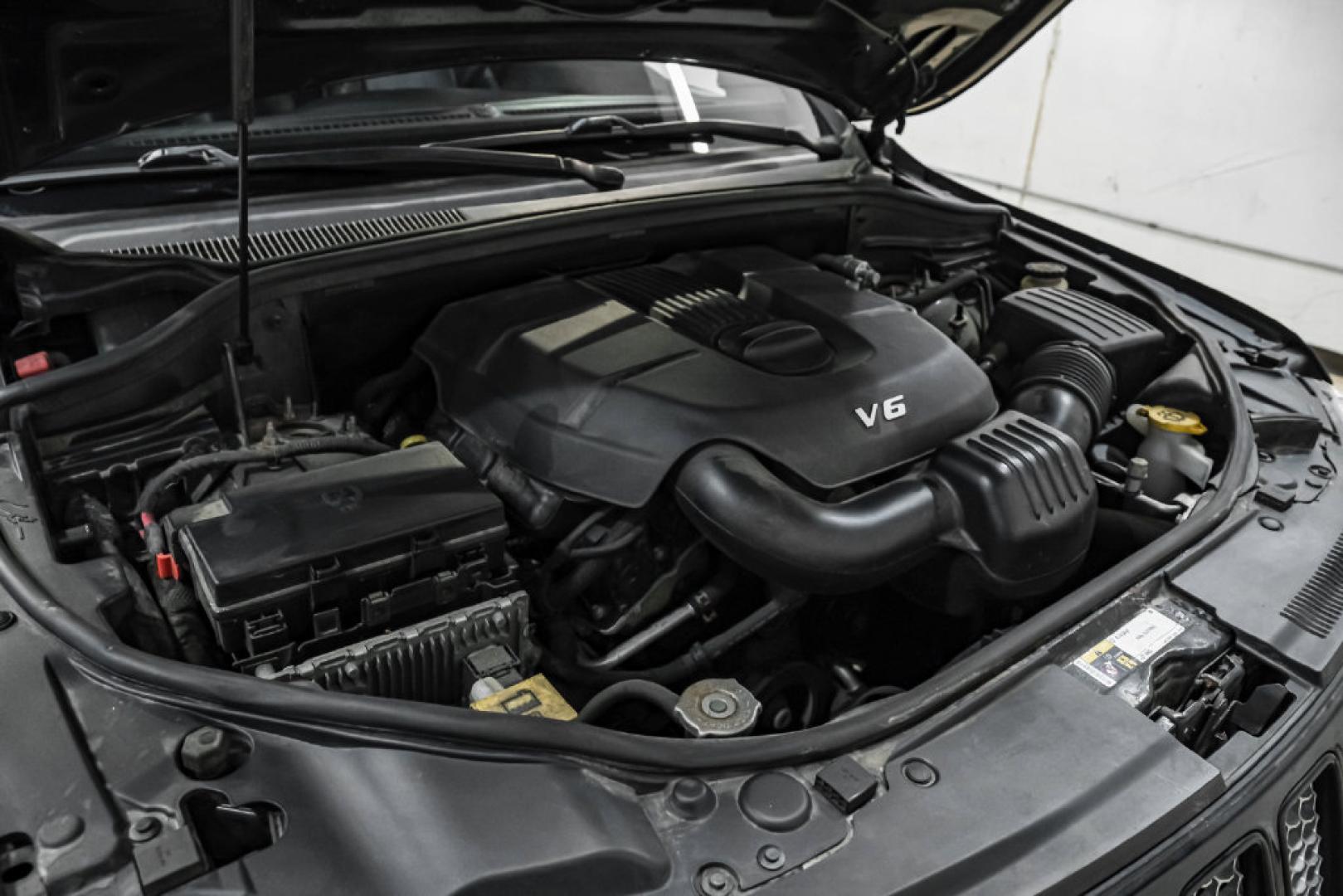 2015 Brilliant Black Crystal Pearlcoat /Black Jeep Grand Cherokee Altitude (1C4RJFAG0FC) with an 3.6L V6 24V VVT engine, Automatic transmission, located at 15300 Midway Rd., Addison, TX, 75001, (972) 702-0011, 32.958321, -96.838074- Photo#47
