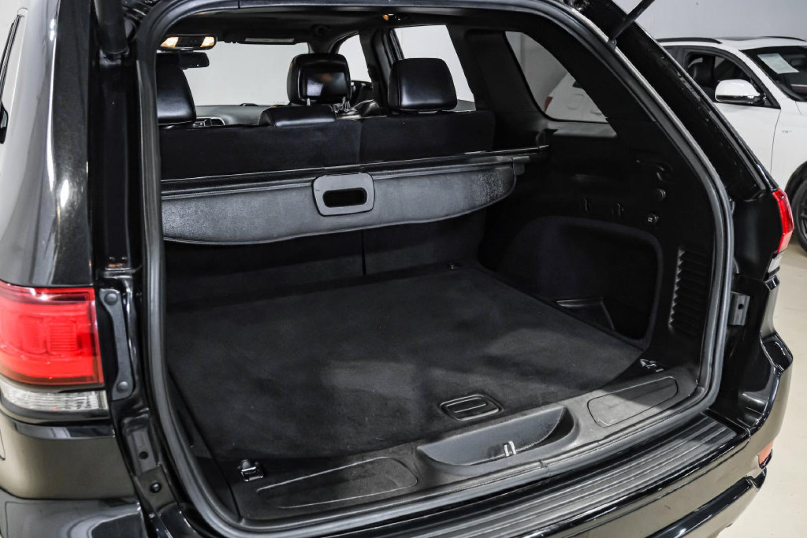 2015 Brilliant Black Crystal Pearlcoat /Black Jeep Grand Cherokee Altitude (1C4RJFAG0FC) with an 3.6L V6 24V VVT engine, Automatic transmission, located at 15300 Midway Rd., Addison, TX, 75001, (972) 702-0011, 32.958321, -96.838074- Photo#50