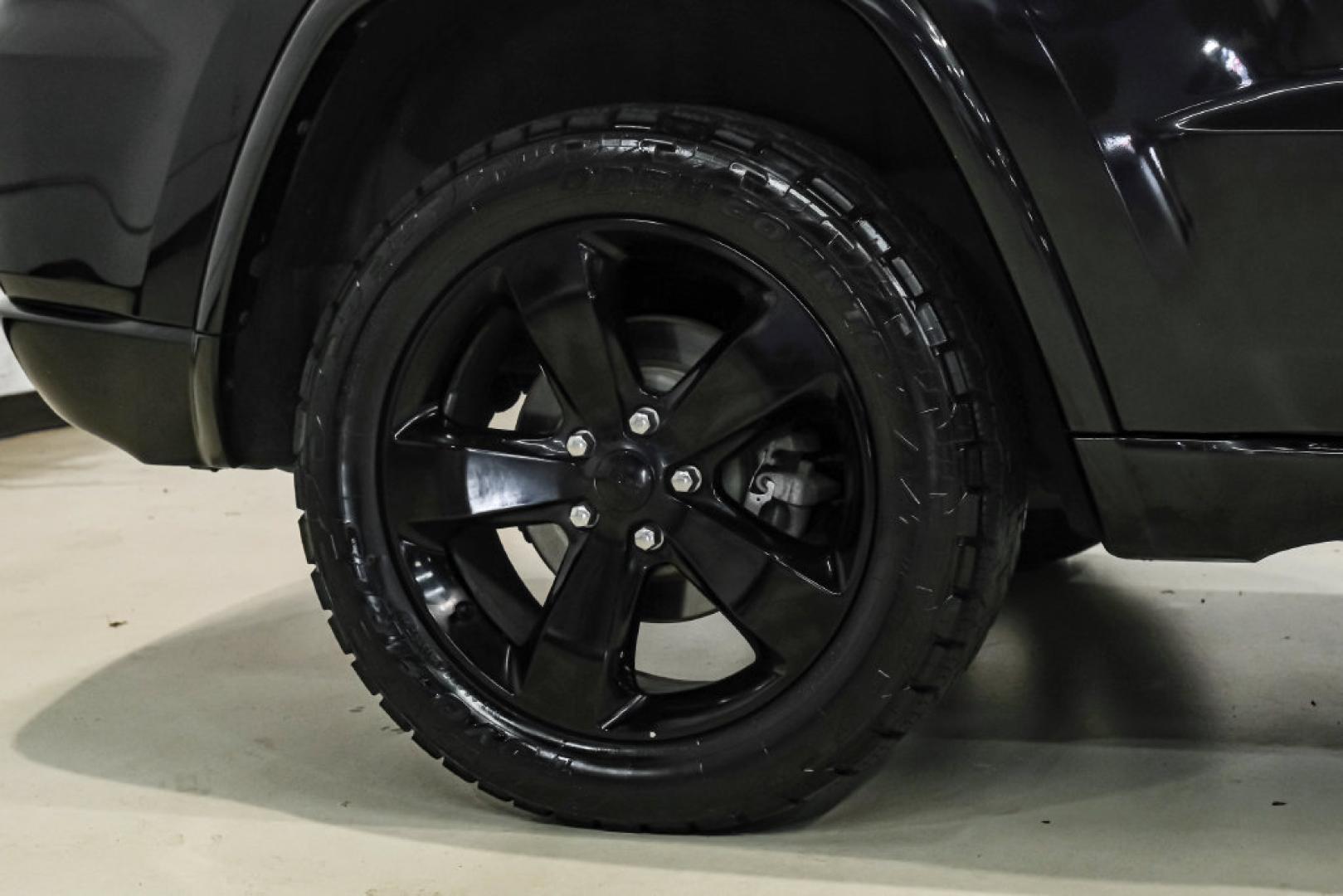 2015 Brilliant Black Crystal Pearlcoat /Black Jeep Grand Cherokee Altitude (1C4RJFAG0FC) with an 3.6L V6 24V VVT engine, Automatic transmission, located at 15300 Midway Rd., Addison, TX, 75001, (972) 702-0011, 32.958321, -96.838074- Photo#51