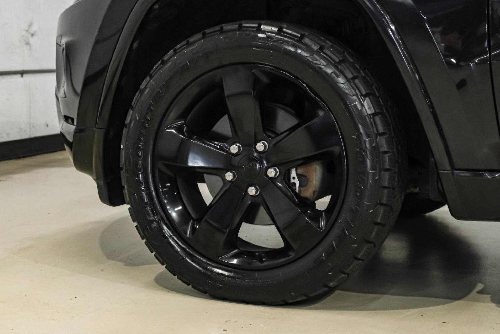 2015 Brilliant Black Crystal Pearlcoat /Black Jeep Grand Cherokee Altitude (1C4RJFAG0FC) with an 3.6L V6 24V VVT engine, Automatic transmission, located at 15300 Midway Rd., Addison, TX, 75001, (972) 702-0011, 32.958321, -96.838074- Photo#53