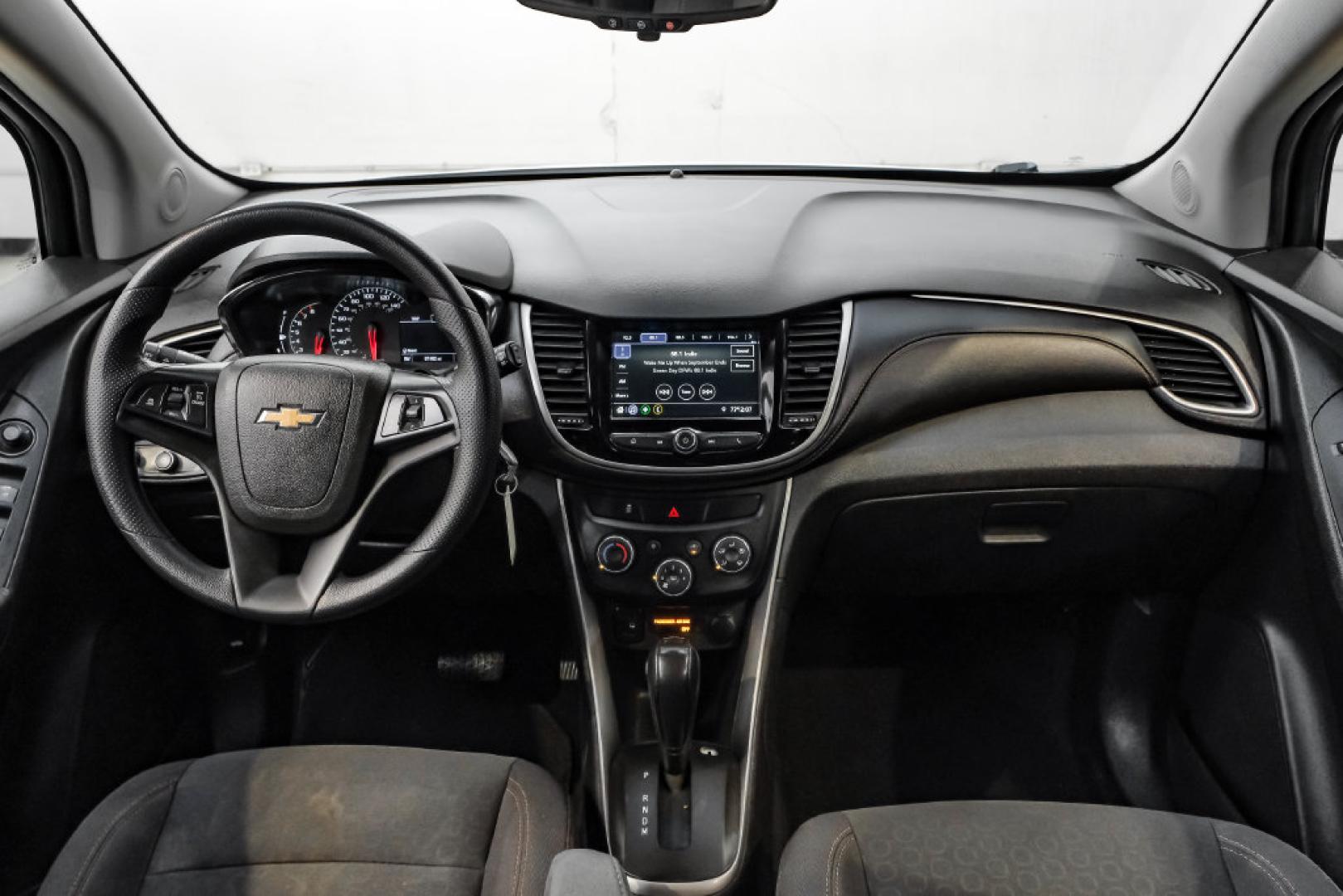 2019 Summit White /Black Chevrolet Trax LS (3GNCJKSB8KL) with an ECOTEC 1.4L I4 SMPI DOHC Turbocharged VVT engine, Automatic transmission, located at 15300 Midway Rd., Addison, TX, 75001, (972) 702-0011, 32.958321, -96.838074- Photo#18