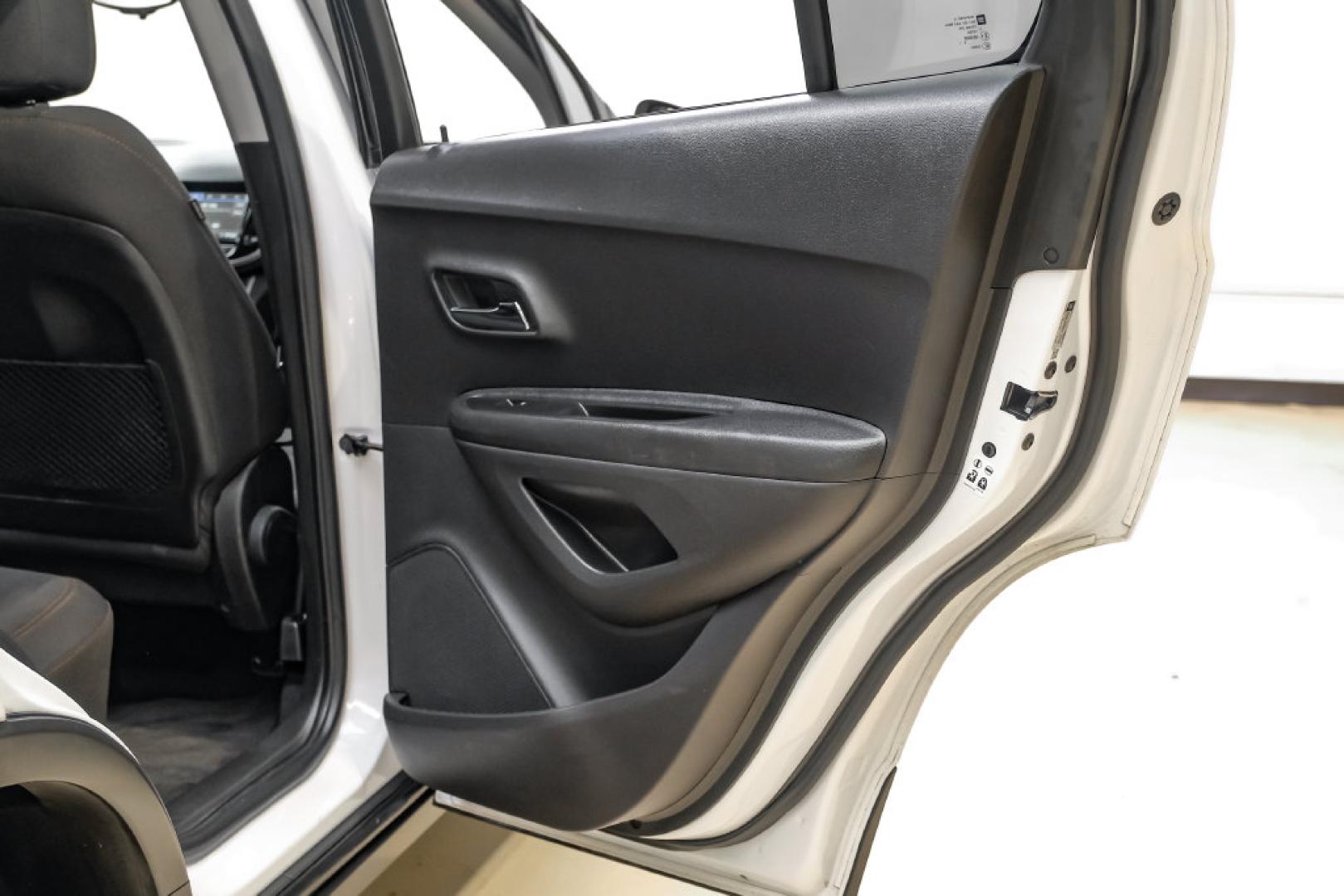 2019 Summit White /Black Chevrolet Trax LS (3GNCJKSB8KL) with an ECOTEC 1.4L I4 SMPI DOHC Turbocharged VVT engine, Automatic transmission, located at 15300 Midway Rd., Addison, TX, 75001, (972) 702-0011, 32.958321, -96.838074- Photo#49