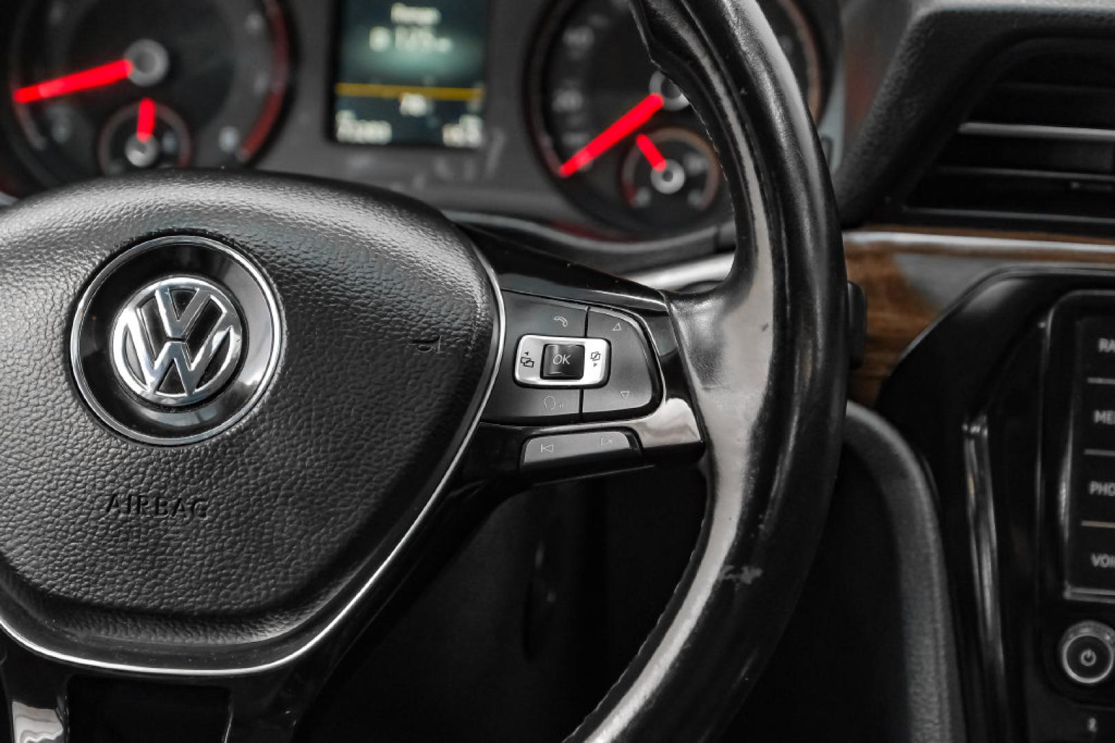 2020 Reflex Silver Metallic /Titan Black Volkswagen Passat 2.0T SEL (1VWCA7A31LC) with an 2.0L I4 TSI Turbocharged engine, Automatic transmission, located at 15300 Midway Rd., Addison, TX, 75001, (972) 702-0011, 32.958321, -96.838074- Photo#24