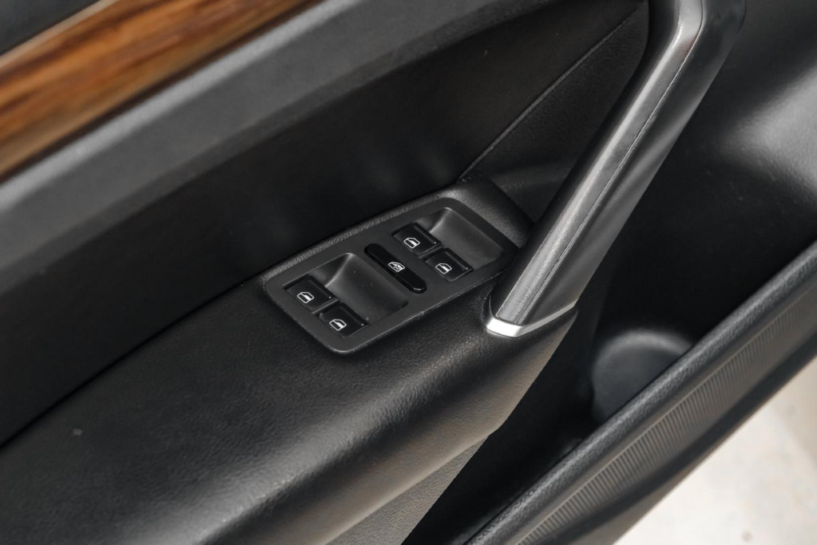 2020 Reflex Silver Metallic /Titan Black Volkswagen Passat 2.0T SEL (1VWCA7A31LC) with an 2.0L I4 TSI Turbocharged engine, Automatic transmission, located at 15300 Midway Rd., Addison, TX, 75001, (972) 702-0011, 32.958321, -96.838074- Photo#52