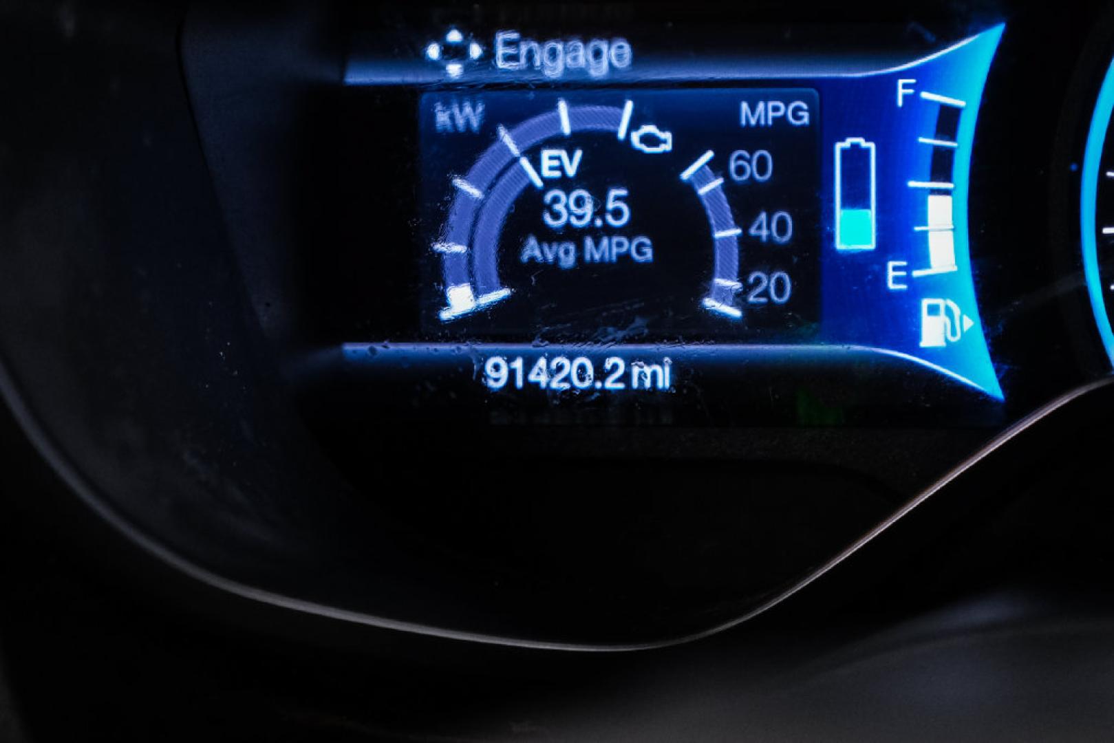 2017 Ruby Red Metallic /Black Ford C-Max Hybrid SE (1FADP5AU1HL) with an I4 Hybrid engine, CVT transmission, located at 15300 Midway Rd., Addison, TX, 75001, (972) 702-0011, 32.958321, -96.838074- Photo#18