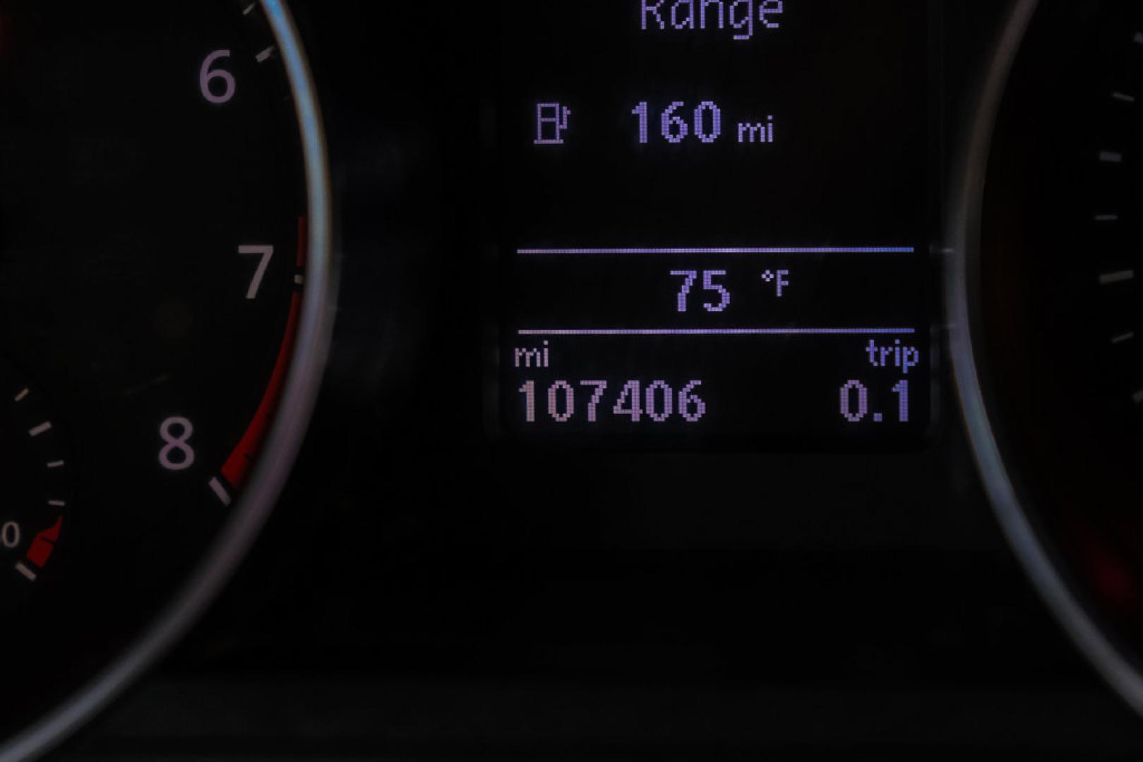 2017 Blue Metallic /Cornsilk Beige Volkswagen Jetta 1.4T SE (3VWB67AJ6HM) with an 1.4L TSI engine, Manual transmission, located at 15300 Midway Rd., Addison, TX, 75001, (972) 702-0011, 32.958321, -96.838074- Photo#18
