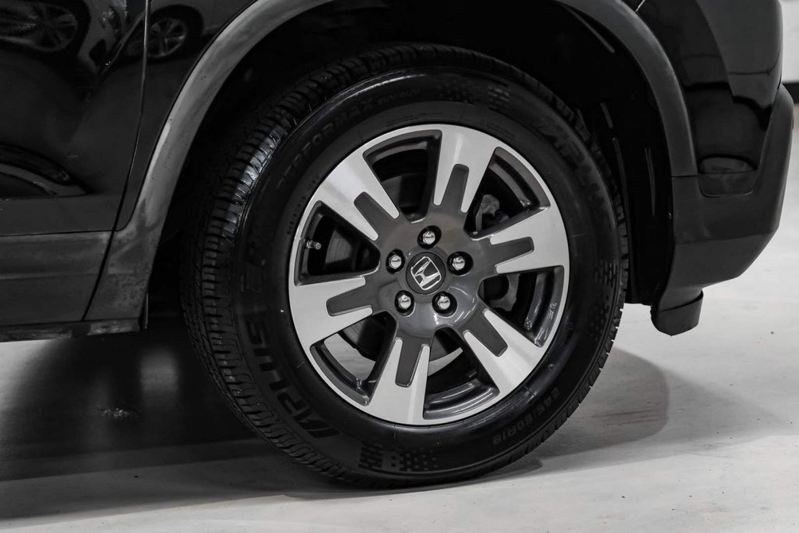 2019 Crystal Black Pearl /Black Honda Ridgeline RTL-E (5FPYK3F75KB) with an 3.5L V6 SOHC i-VTEC 24V engine, Automatic transmission, located at 15300 Midway Rd., Addison, TX, 75001, (972) 702-0011, 32.958321, -96.838074 - Photo#61