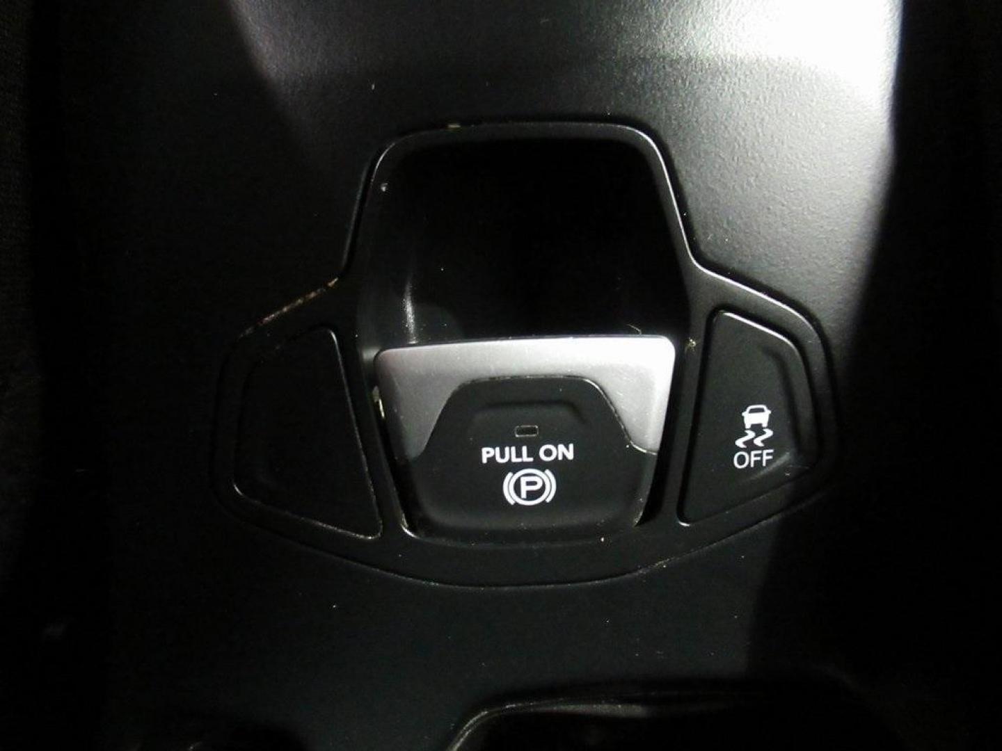 2020 Jetset Blue Clearcoat /Black Jeep Renegade Altitude (ZACNJABB7LP) with an 2.4L I4 engine, Automatic transmission, located at 15300 Midway Rd., Addison, TX, 75001, (972) 702-0011, 32.958321, -96.838074 - Introducing the 2020 Jeep Renegade Altitude, now available at Midway Auto Group in Addison, Texas. This compact SUV seamlessly blends rugged capability with modern design, making it an excellent choice for both urban commutes and off-road adventures.<br><br>Key Features:<br><br>Engine: 1.3L I4 Turbo - Photo#21