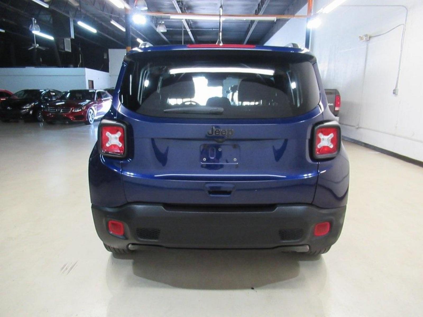 2020 Jetset Blue Clearcoat /Black Jeep Renegade Latitude (ZACNJABB7LP) with an 2.4L I4 engine, Automatic transmission, located at 15300 Midway Rd., Addison, TX, 75001, (972) 702-0011, 32.958321, -96.838074 - Photo #7