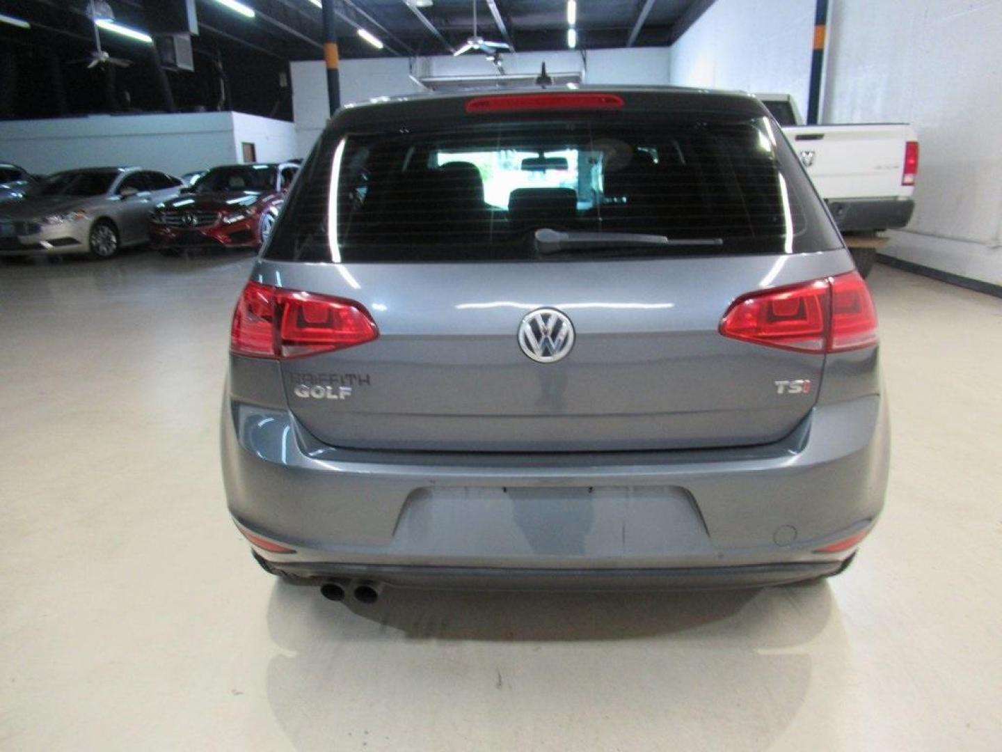 2017 Platinum Gray Metallic /Quartz Gray Volkswagen Golf TSI SE 4-Door (3VW217AU2HM) with an 1.8L I4 Turbocharged DOHC 16V SULEV II 170hp engine, Automatic transmission, located at 15300 Midway Rd., Addison, TX, 75001, (972) 702-0011, 32.958321, -96.838074 - HOME OF THE NO HAGGLE PRICE - WHOLESALE PRICES TO THE PUBLIC!! Golf TSI S 4-Door, 4D Hatchback, 1.8L I4 Turbocharged DOHC 16V SULEV II 170hp, 6-Speed Automatic with Tiptronic, FWD, Gray, Quartz Gray Cloth.<br><br>Gray 2017 Volkswagen Golf TSI S 4-Door<br><br><br>At Midway Auto Group, we strive to pr - Photo#7