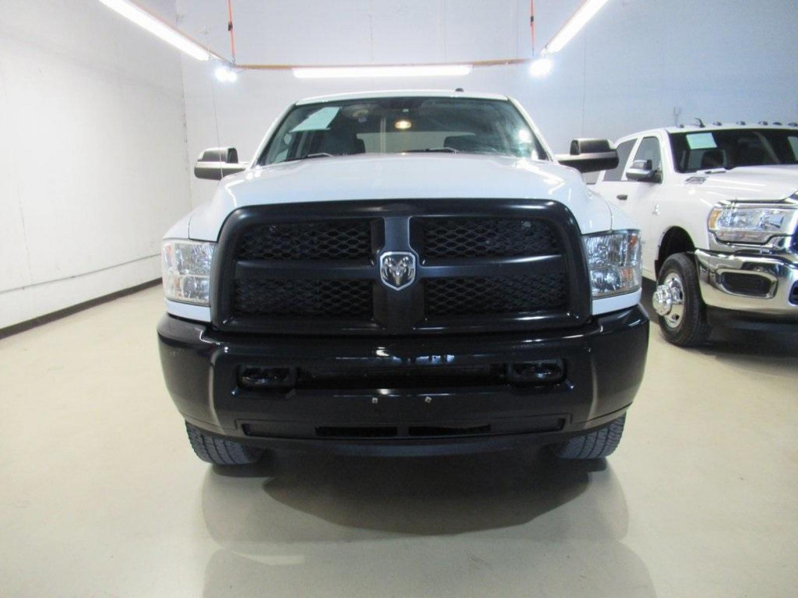 2017 Bright White Clearcoat /Black Ram 2500 Tradesman (3C6UR5HL4HG) with an Cummins 6.7L I6 Turbodiesel engine, Automatic transmission, located at 15300 Midway Rd., Addison, 75001, (972) 702-0011, 32.958321, -96.838074 - Photo #5