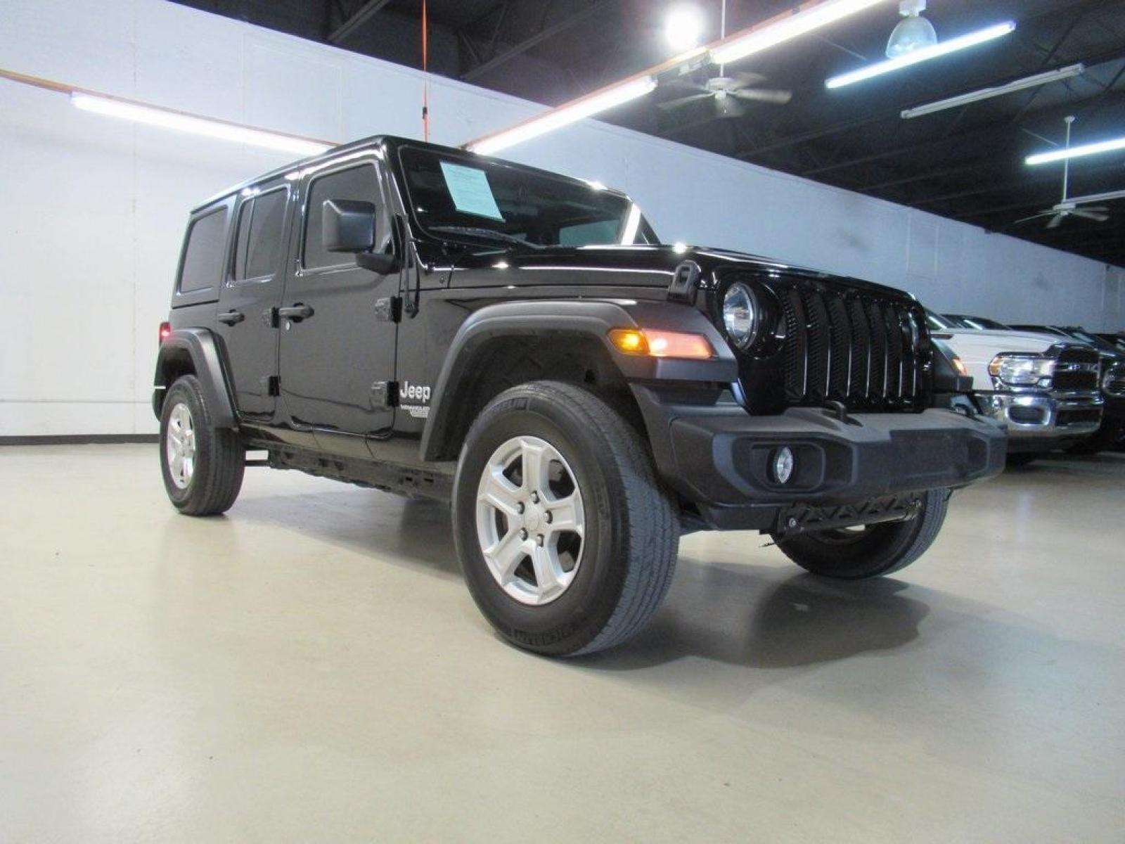 2018 Black Clearcoat /Black Jeep Wrangler Unlimited Sport (1C4HJXDG7JW) with an 3.6L V6 24V VVT engine, Automatic transmission, located at 15300 Midway Rd., Addison, 75001, (972) 702-0011, 32.958321, -96.838074 - Photo #1