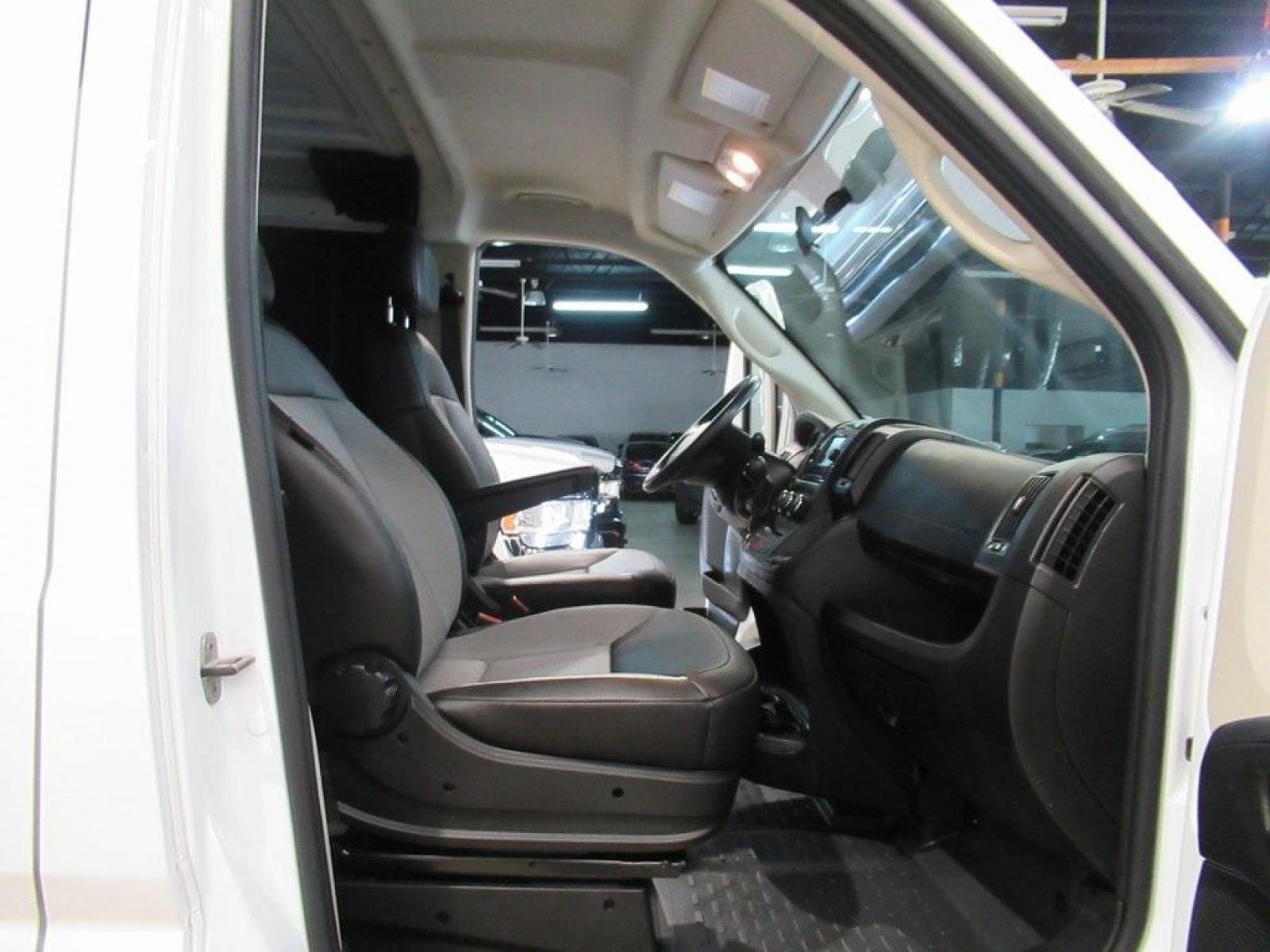 2020 Bright White Clearcoat /Black Ram ProMaster 1500 Low Roof (3C6TRVAGXLE) with an 3.6L V6 24V VVT engine, Automatic transmission, located at 15300 Midway Rd., Addison, 75001, (972) 702-0011, 32.958321, -96.838074 - HOME OF THE NO HAGGLE PRICE - WHOLESALE PRICES TO THE PUBLIC!! Backup Camera, ProMaster 1500 Low Roof, 3D Cargo Van, 3.6L V6 24V VVT, 6-Speed Automatic, FWD, Bright White Clearcoat, Black Vinyl.<br><br>Bright White Clearcoat 2020 Ram ProMaster 1500 Low Roof<br><br>Recent Arrival!<br><br><br>At Midwa - Photo #13