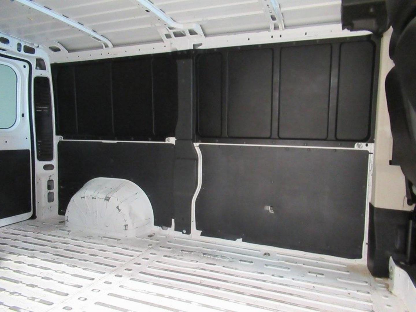 2020 Bright White Clearcoat /Black Ram ProMaster 1500 Low Roof (3C6TRVAGXLE) with an 3.6L V6 24V VVT engine, Automatic transmission, located at 15300 Midway Rd., Addison, TX, 75001, (972) 702-0011, 32.958321, -96.838074 - HOME OF THE NO HAGGLE PRICE - WHOLESALE PRICES TO THE PUBLIC!! Backup Camera, ProMaster 1500 Low Roof, 3D Cargo Van, 3.6L V6 24V VVT, 6-Speed Automatic, FWD, Bright White Clearcoat, Black Vinyl.<br><br>Bright White Clearcoat 2020 Ram ProMaster 1500 Low Roof<br><br>Recent Arrival!<br><br><br>At Midwa - Photo#15