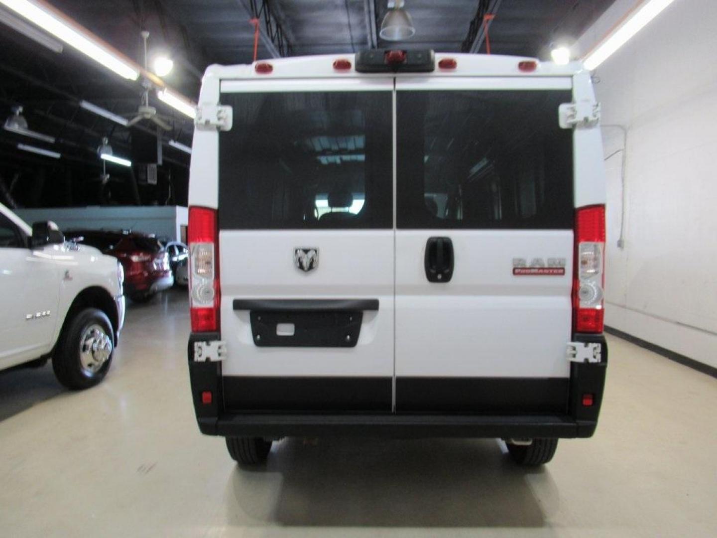 2020 Bright White Clearcoat /Black Ram ProMaster 1500 Low Roof (3C6TRVAGXLE) with an 3.6L V6 24V VVT engine, Automatic transmission, located at 15300 Midway Rd., Addison, TX, 75001, (972) 702-0011, 32.958321, -96.838074 - HOME OF THE NO HAGGLE PRICE - WHOLESALE PRICES TO THE PUBLIC!! Backup Camera, ProMaster 1500 Low Roof, 3D Cargo Van, 3.6L V6 24V VVT, 6-Speed Automatic, FWD, Bright White Clearcoat, Black Vinyl.<br><br>Bright White Clearcoat 2020 Ram ProMaster 1500 Low Roof<br><br>Recent Arrival!<br><br><br>At Midwa - Photo#7