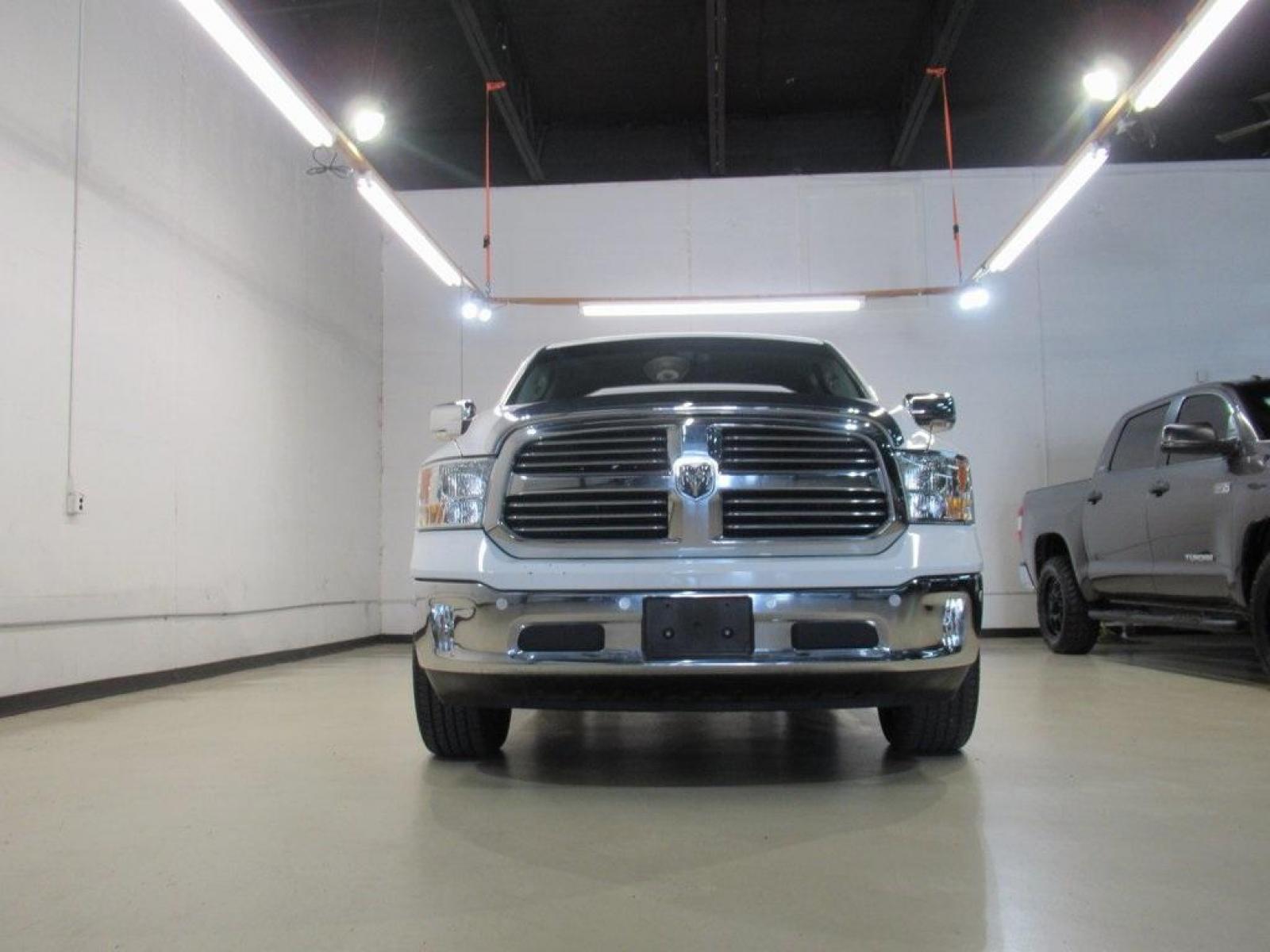 2019 Bright White Clearcoat /Diesel Gray/Black Ram 1500 Classic Lone Star (1C6RR6LT2KS) with an HEMI 5.7L V8 Multi Displacement VVT engine, Automatic transmission, located at 15300 Midway Rd., Addison, 75001, (972) 702-0011, 32.958321, -96.838074 - HOME OF THE NO HAGGLE PRICE - WHOLESALE PRICES TO THE PUBLIC!! 1500 Classic Lone Star, 4D Crew Cab, HEMI 5.7L V8 Multi Displacement VVT, 8-Speed Automatic, RWD, Bright White Clearcoat, Diesel Gray/Black Cloth. Odometer is 29987 miles below market average!<br><br>Bright White Clearcoat 2019 Ram 1500 - Photo #4
