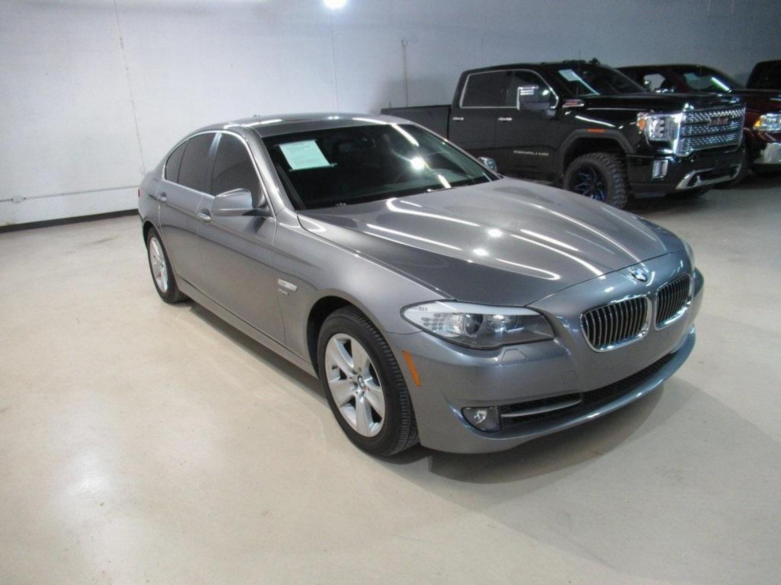 2012 Space Gray Metallic /Black BMW 5 Series 528i xDrive (WBAXH5C59CD) with an 2.0L I4 engine, Automatic transmission, located at 15300 Midway Rd., Addison, 75001, (972) 702-0011, 32.958321, -96.838074 - HOME OF THE NO HAGGLE PRICE - WHOLESALE PRICES TO THE PUBLIC!! 528i xDrive, 4D Sedan, 2.0L I4, 8-Speed Automatic, AWD, Space Gray Metallic, Black Leather.<br><br>Space Gray Metallic 2012 BMW 5 Series 528i xDrive<br><br>22/32 City/Highway MPG<br><br>Awards:<br> * Ward's 10 Best Engines * 2012 KBB. - Photo #5